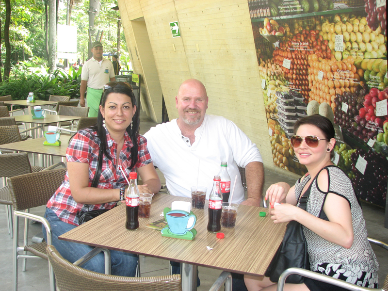 medellin-women-39